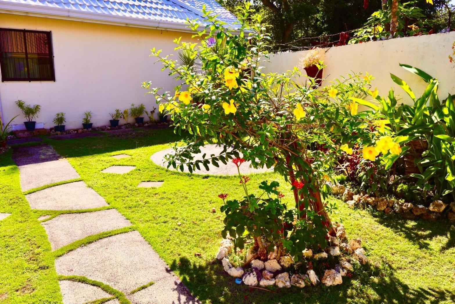 Chiisai Natsu Resort Bolod  Εξωτερικό φωτογραφία